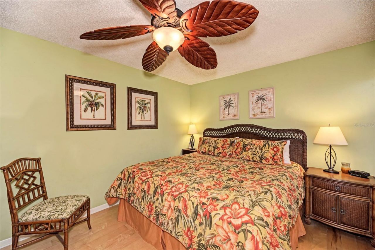 1800 Cove II Place , Unit 213, Sarasota, FL 34242 Photo