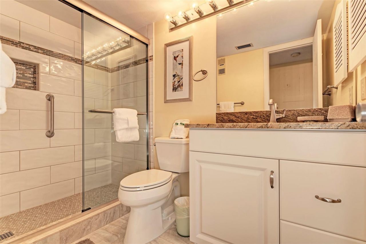 1800 Cove II Place , Unit 213, Sarasota, FL 34242 Photo