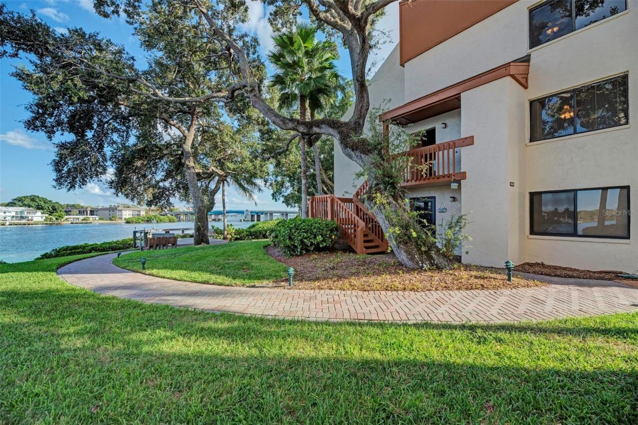 1800 Cove II Place , Unit 213, Sarasota, FL 34242 Photo