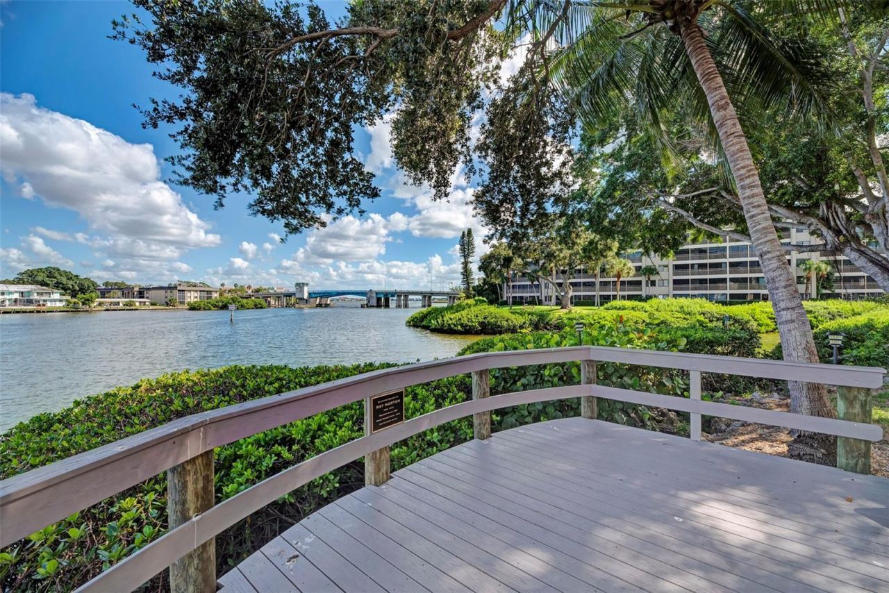 1800 Cove II Place , Unit 213, Sarasota, FL 34242 Photo
