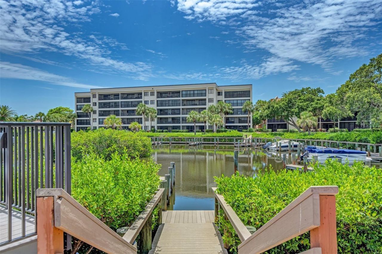 1800 Cove II Place , Unit 213, Sarasota, FL 34242 Photo