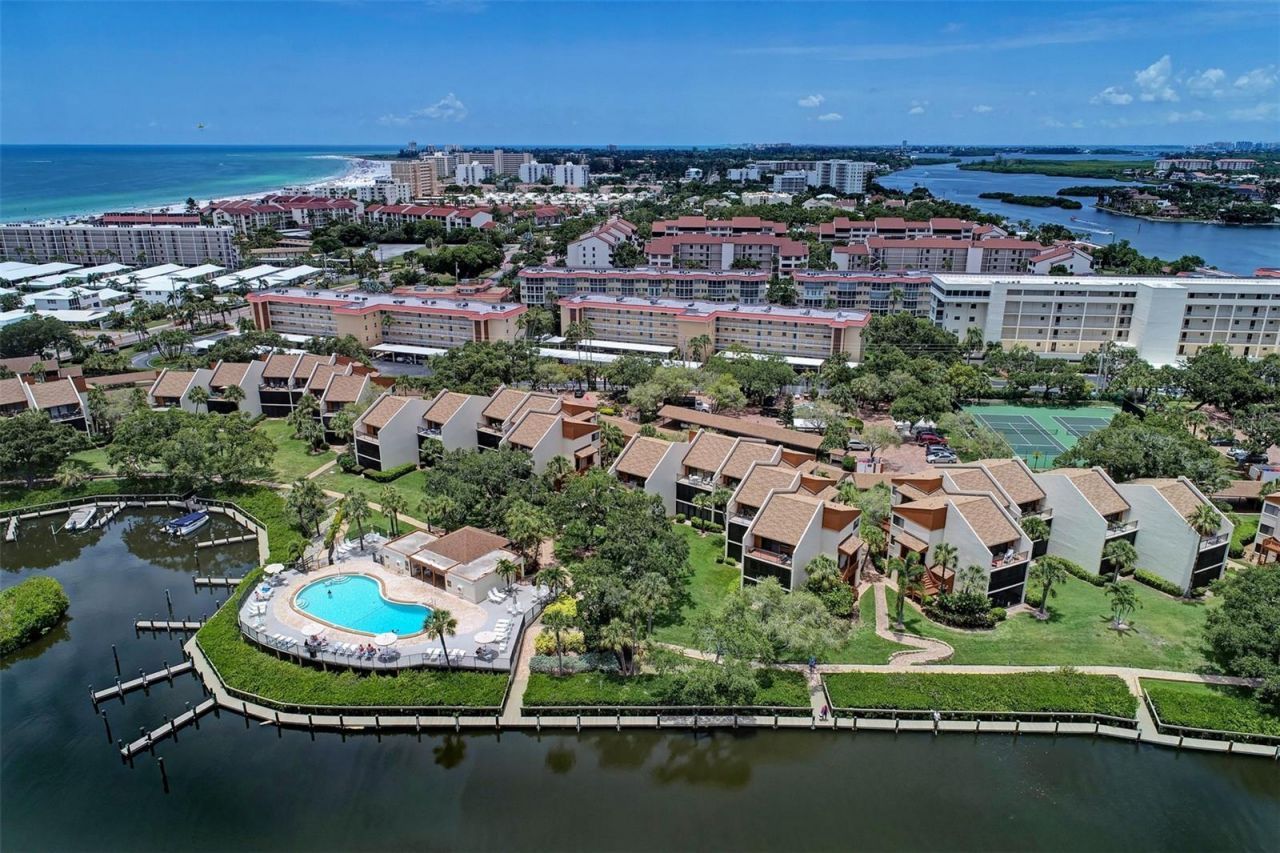 1800 Cove II Place , Unit 213, Sarasota, FL 34242 Photo