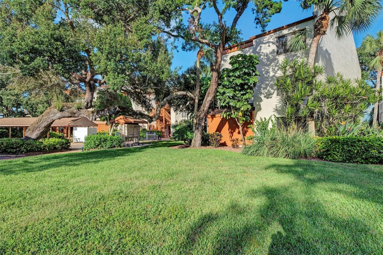 1800 Cove II Place , Unit 213, Sarasota, FL 34242 Photo