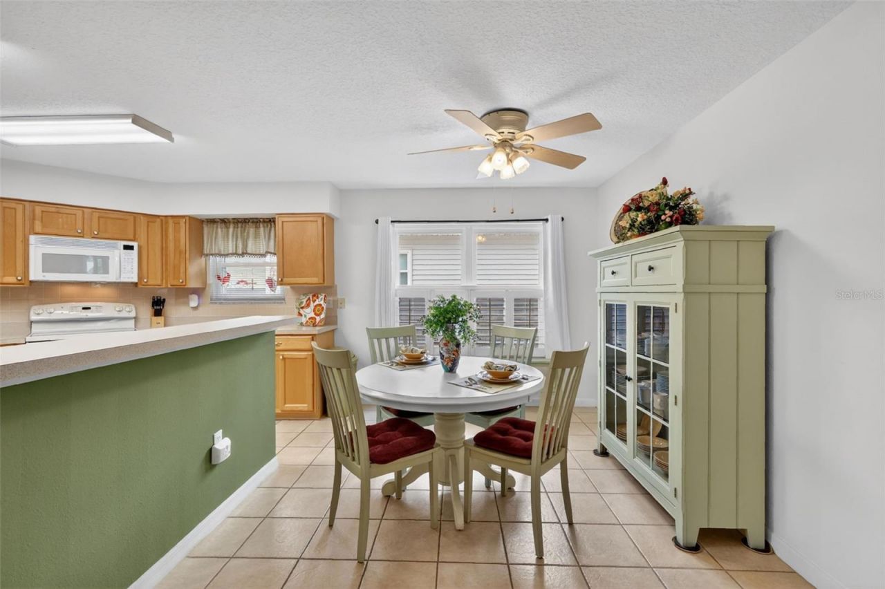 751 Old Oaks Lane , Leesburg, FL 34748 Photo