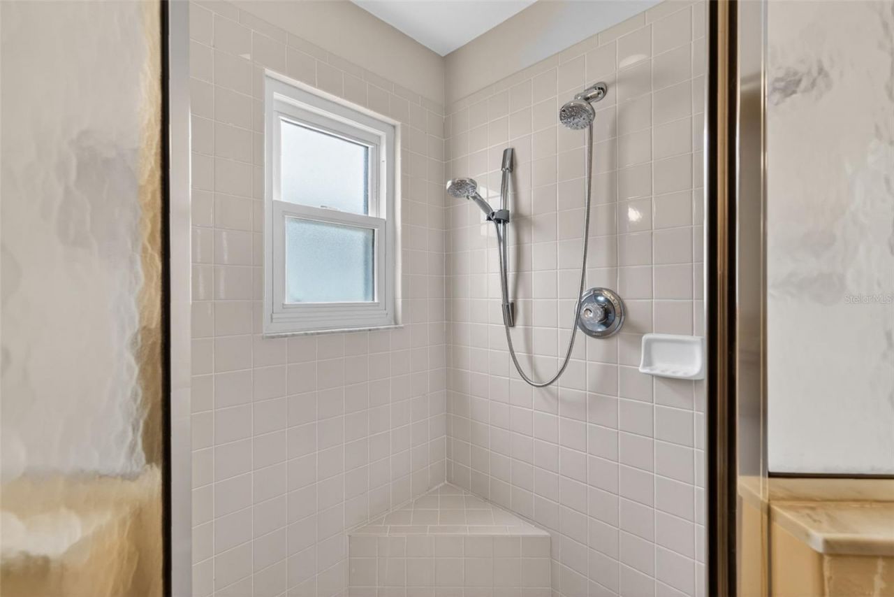 751 Old Oaks Lane , Leesburg, FL 34748 Photo