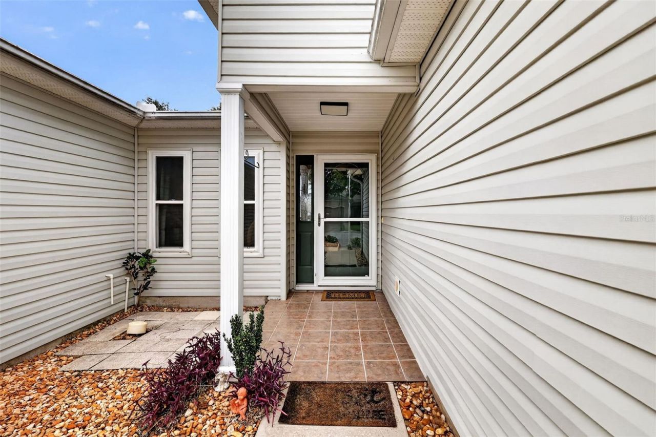 751 Old Oaks Lane , Leesburg, FL 34748 Photo