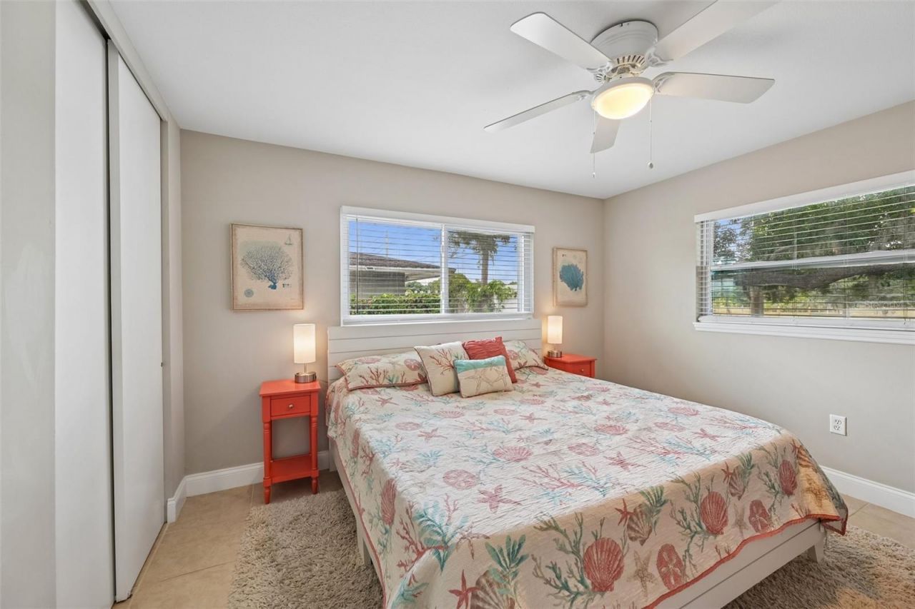 5005 Bee Ridge Road, Sarasota, FL 34233 Photo