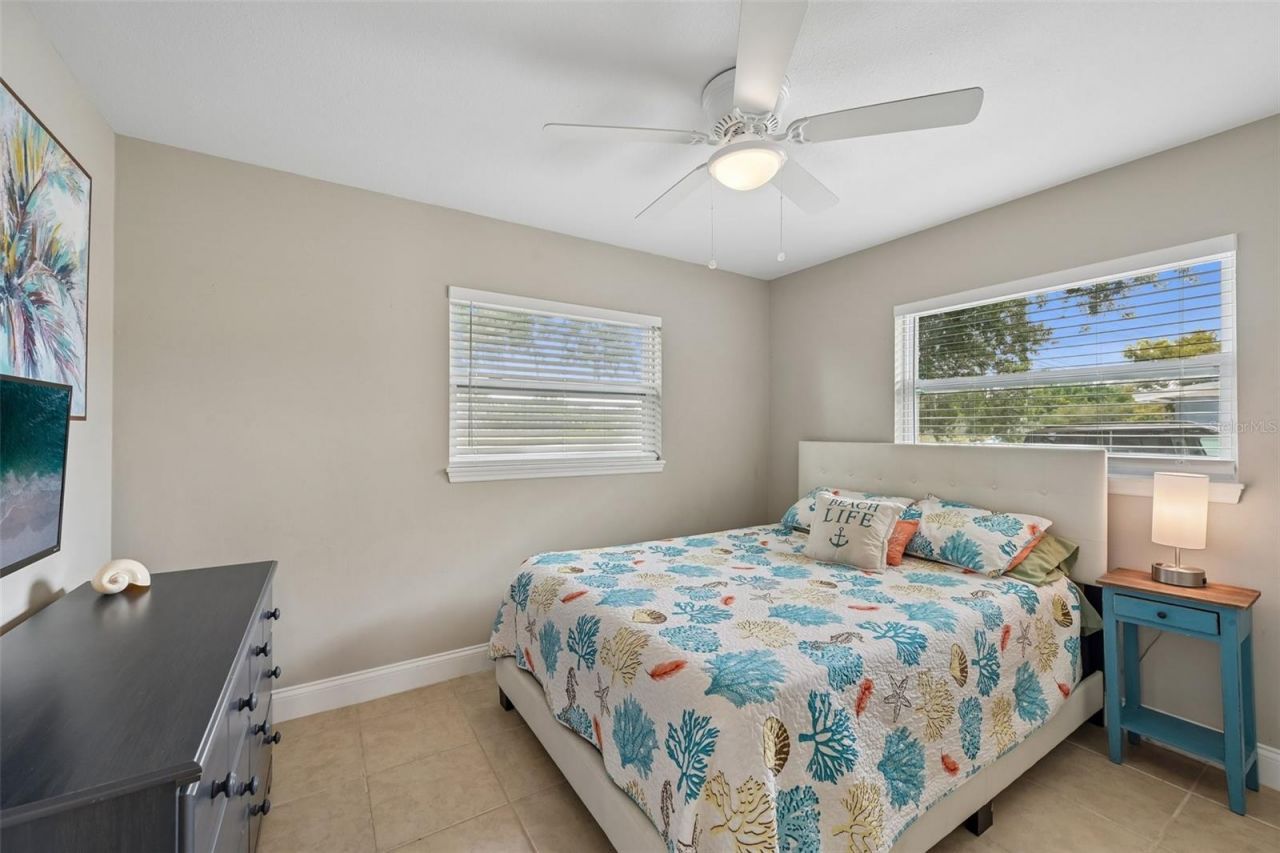 5005 Bee Ridge Road, Sarasota, FL 34233 Photo