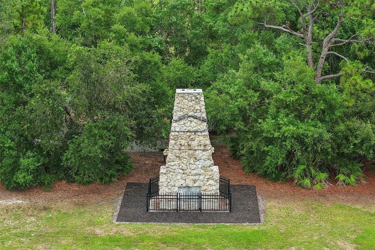 5005 Bee Ridge Road, Sarasota, FL 34233 Photo