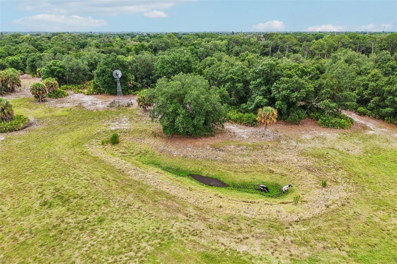 5005 Bee Ridge Road, Sarasota, FL 34233 Photo
