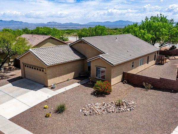 1003 S THRONE ROOM Street, Benson, AZ 85602