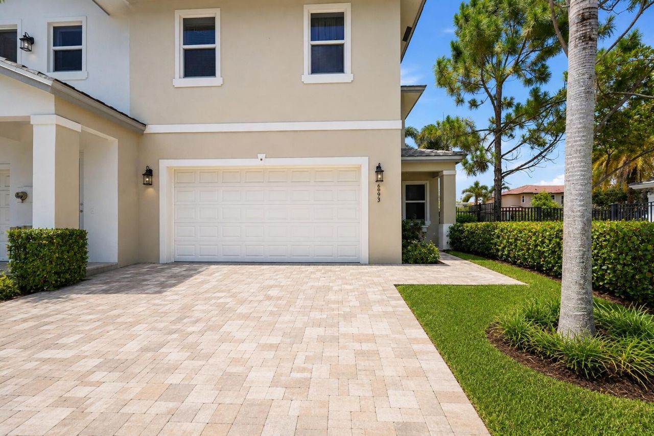 6993 Pines Circle, Coconut Creek, FL 33073 Photo