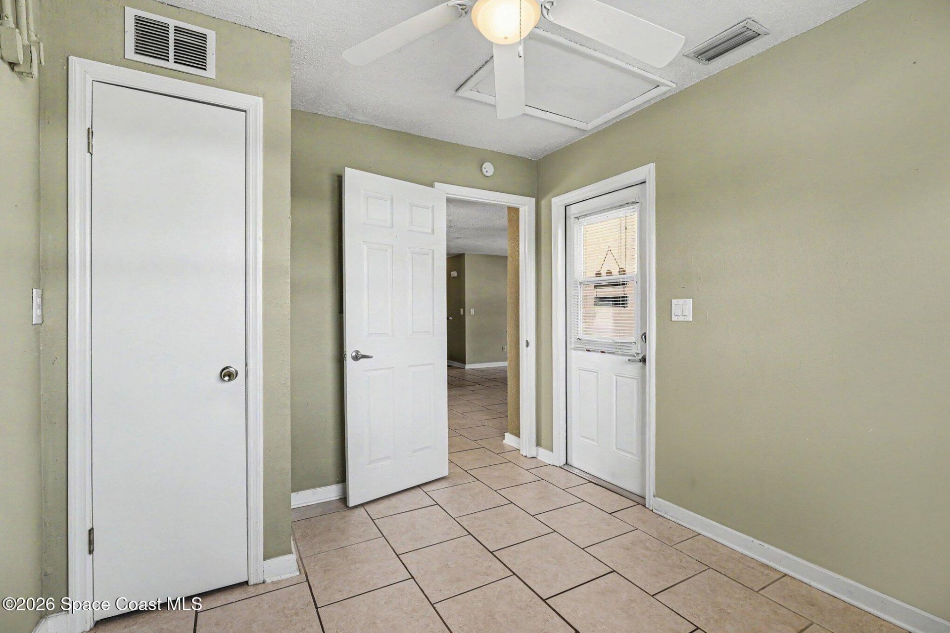 1178 Abbey Circle Ne, Palm Bay, FL 32905 Photo