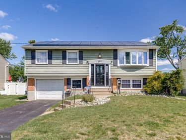223 FAIRMOUNT AVENUE , BLACKWOOD, NJ 08012