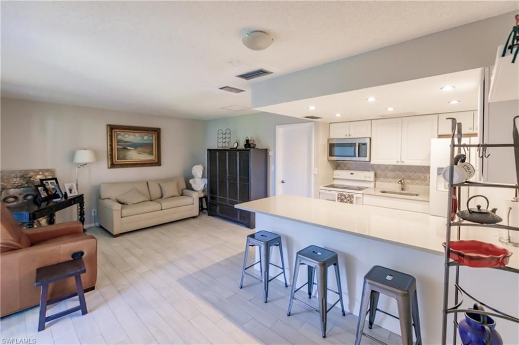 3 Bob O Link Ct, Unit B, Naples, FL 34105 Photo