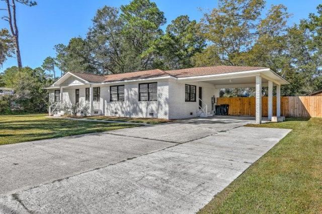 702 N Palmetto Street Photo 4
