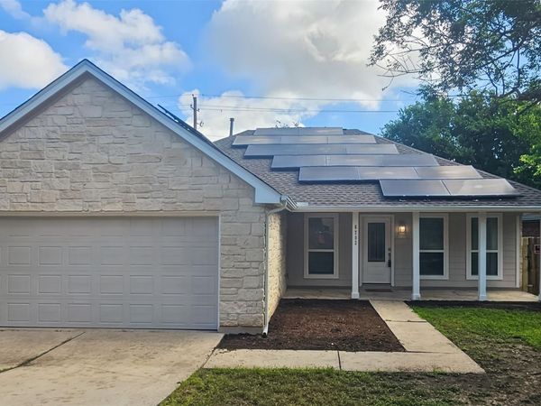 6702 Roseborough DR , Austin, TX 78747