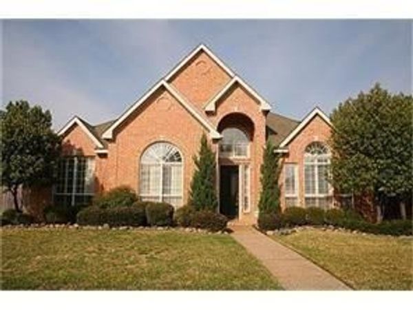 307 Hampton Court, Coppell, TX 75019