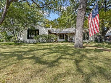 3708 Cresthaven Terrace, Fort Worth, TX 76107
