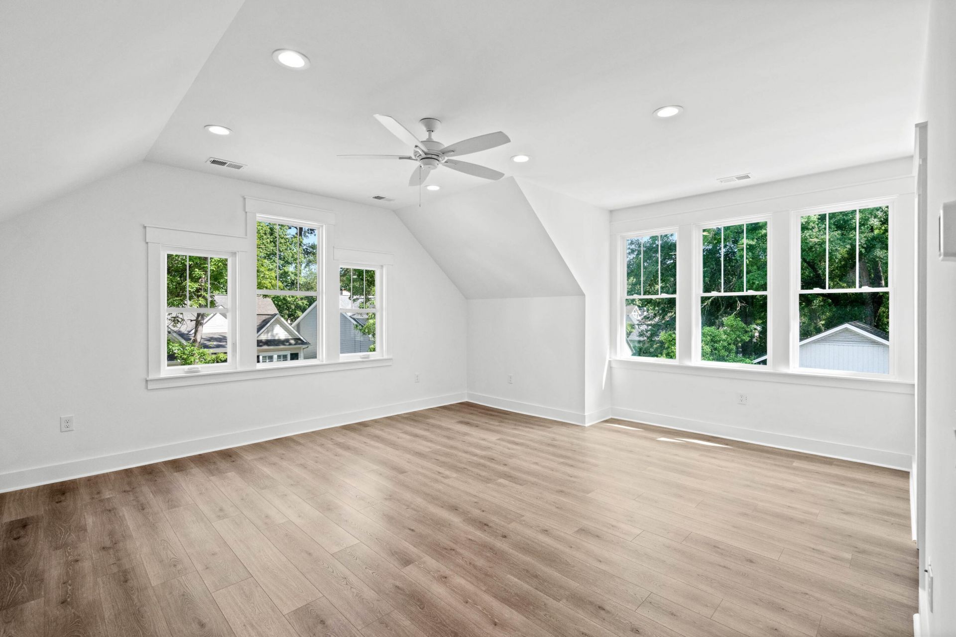 626 S Reeve Road Photo 28