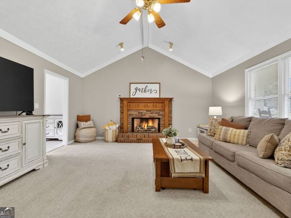 136 Thicket Trail, Mcdonough, GA 30252
