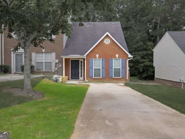 1324 Hollenbeck Lane, Riverdale, GA 30296