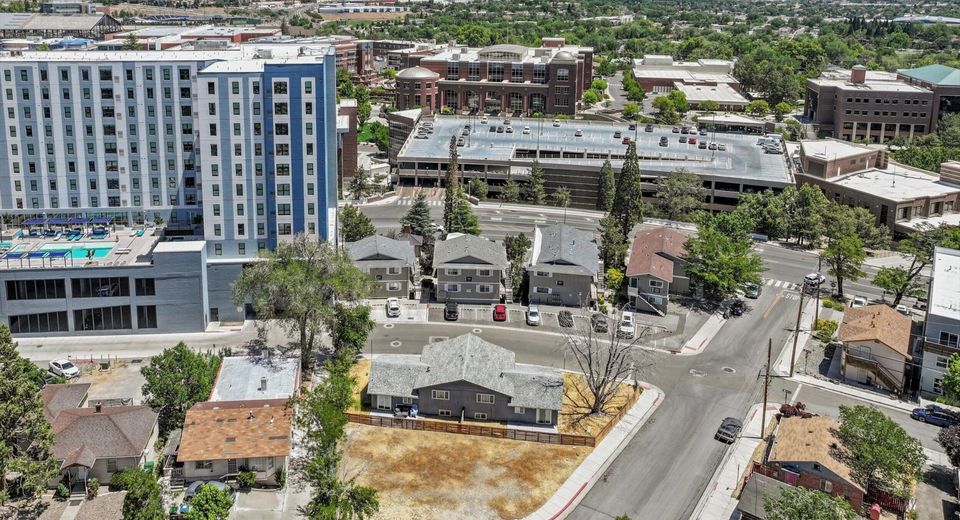 1410 Hillside Drive, Reno, NV 89503 Photo