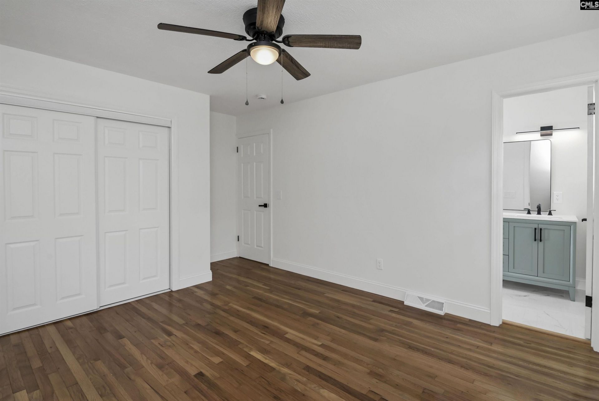 979 Airport Boulevard Photo 23