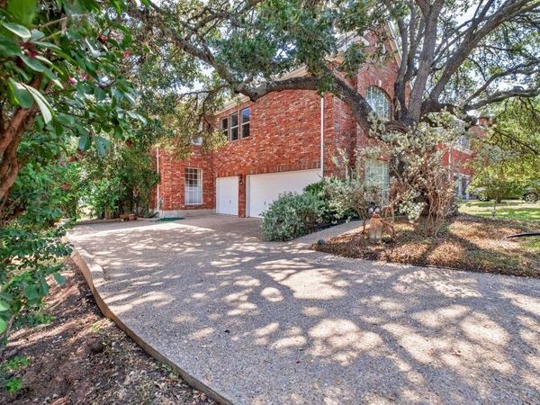 5511 Courtyard DR, Austin, TX 78731