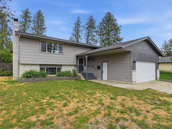 1405 E 35th Ave, Spokane, WA 99203