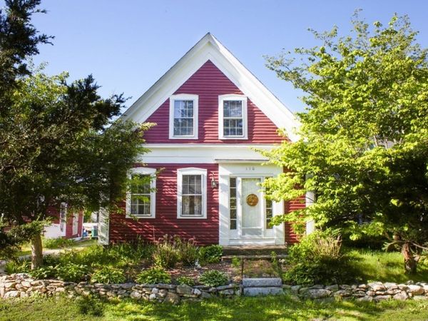 110 Center St, Plympton, MA 02367