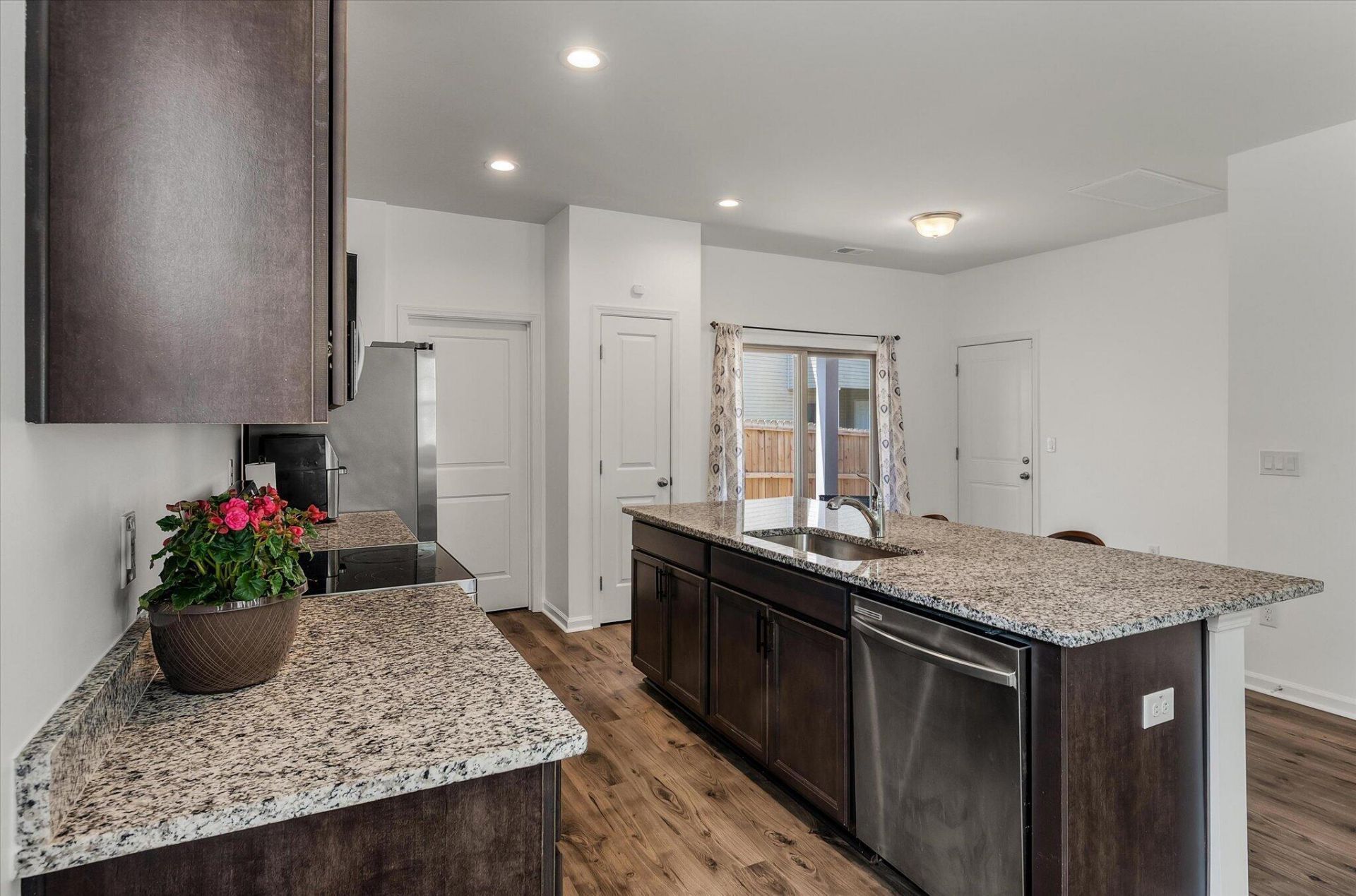 1056 Berry Patch Circle Photo 16