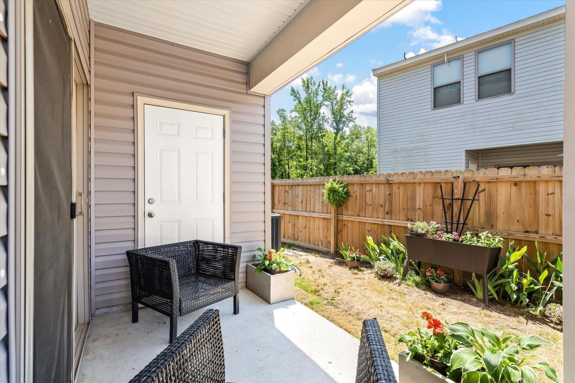 1056 Berry Patch Circle Photo 37