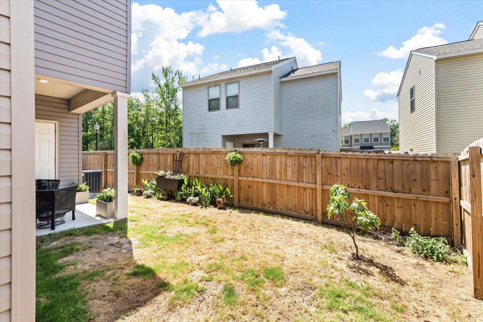 1056 Berry Patch Circle Photo 38
