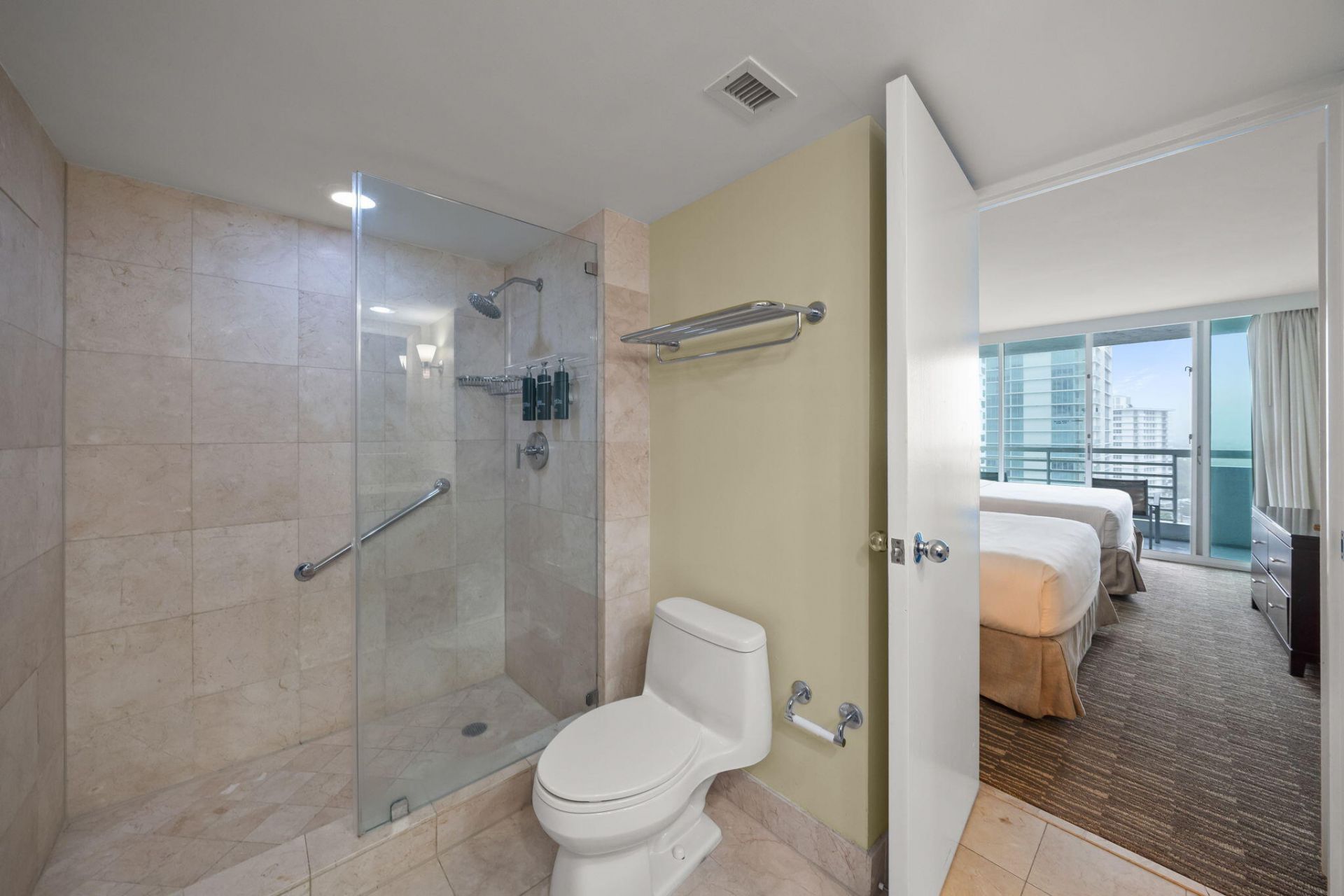 2670 E Sunrise Boulevard, Unit 1109, Fort Lauderdale, FL 33304 Photo