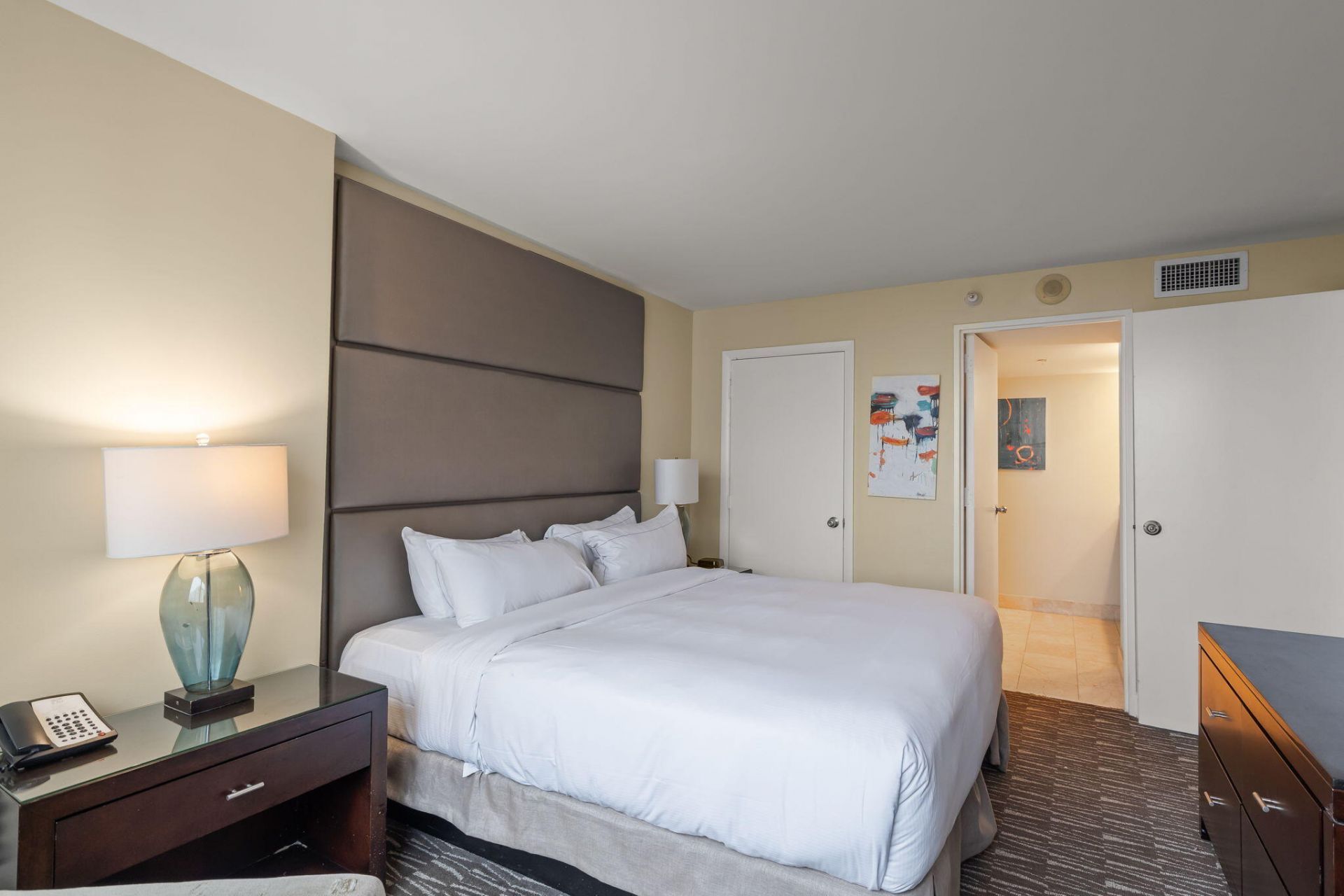 2670 E Sunrise Boulevard, Unit 1109, Fort Lauderdale, FL 33304 Photo