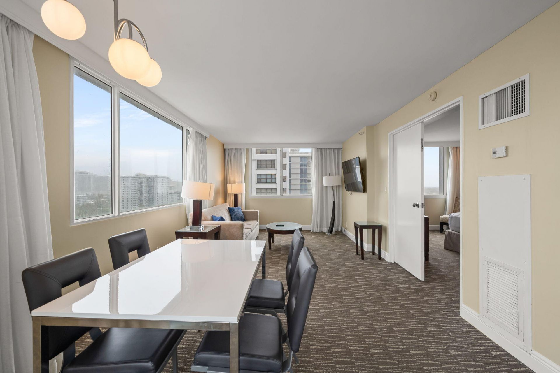 2670 E Sunrise Boulevard, Unit 1109, Fort Lauderdale, FL 33304 Photo