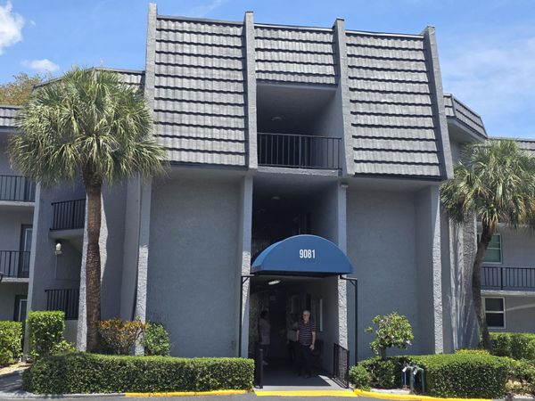 9081 Lime Bay Boulevard, Unit 211, Tamarac, FL 33321