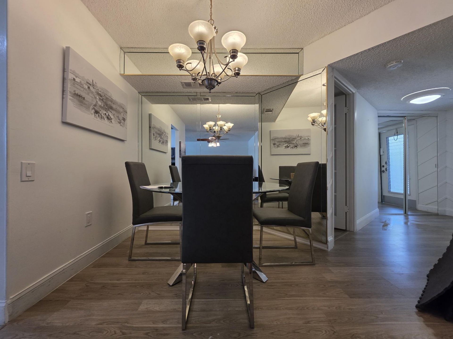 9081 Lime Bay Boulevard, Unit 211, Tamarac, FL 33321 Photo