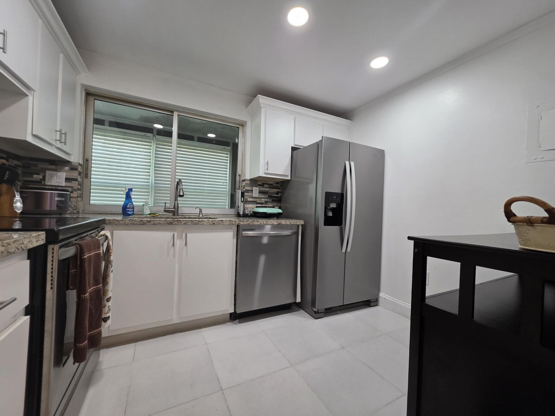 9081 Lime Bay Boulevard, Unit 211, Tamarac, FL 33321 Photo