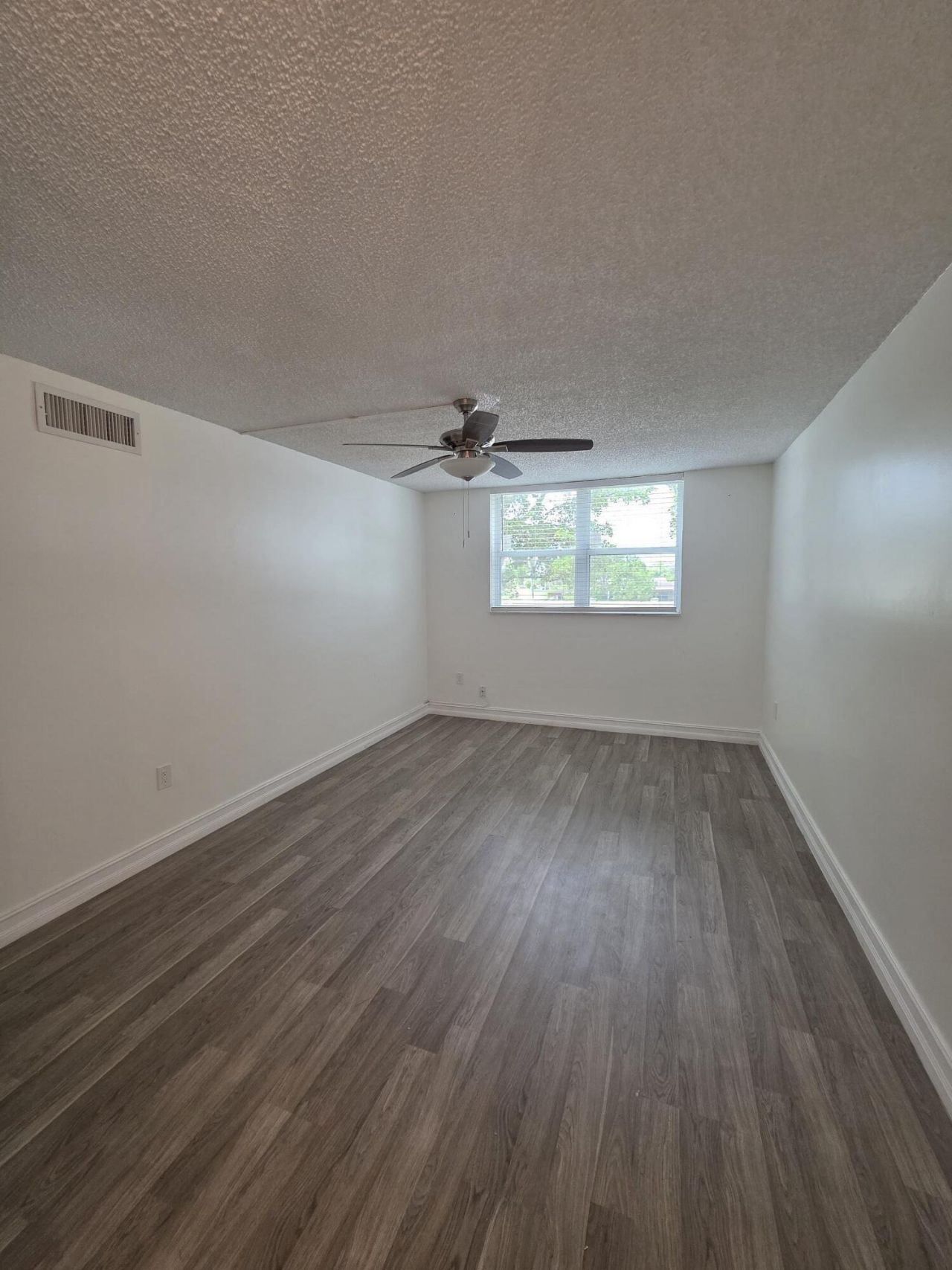 9081 Lime Bay Boulevard, Unit 211, Tamarac, FL 33321 Photo