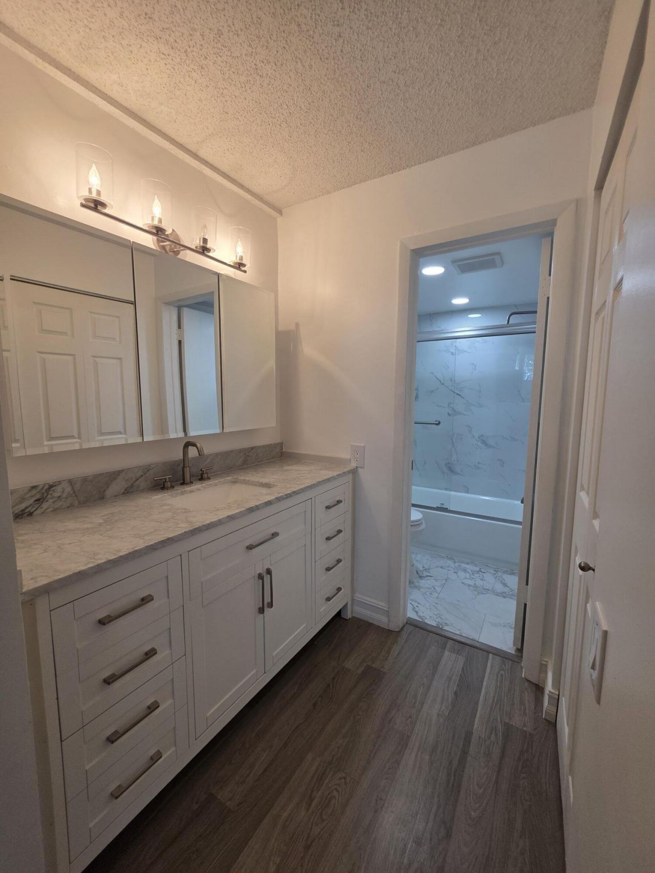 9081 Lime Bay Boulevard, Unit 211, Tamarac, FL 33321 Photo