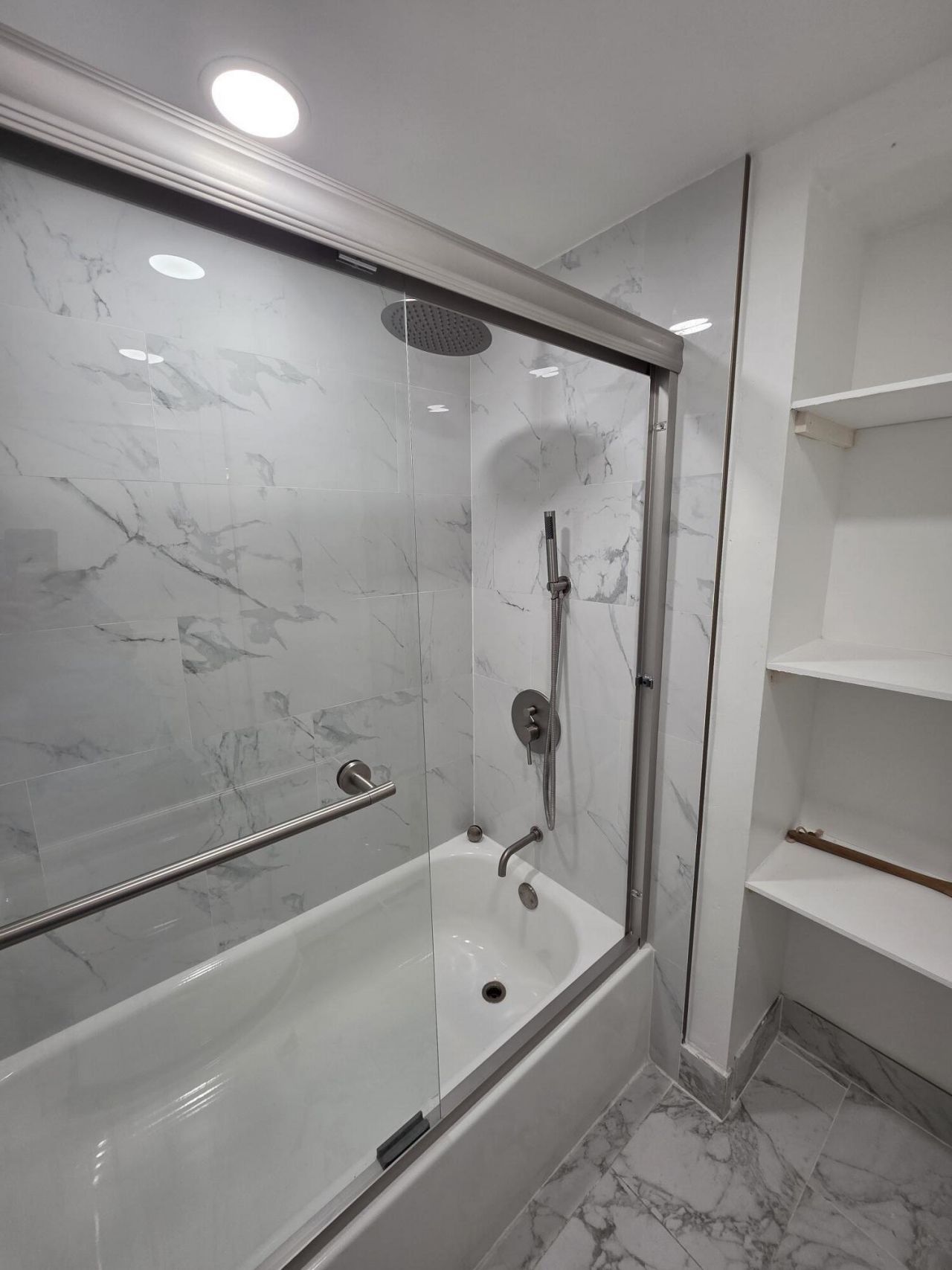 9081 Lime Bay Boulevard, Unit 211, Tamarac, FL 33321 Photo