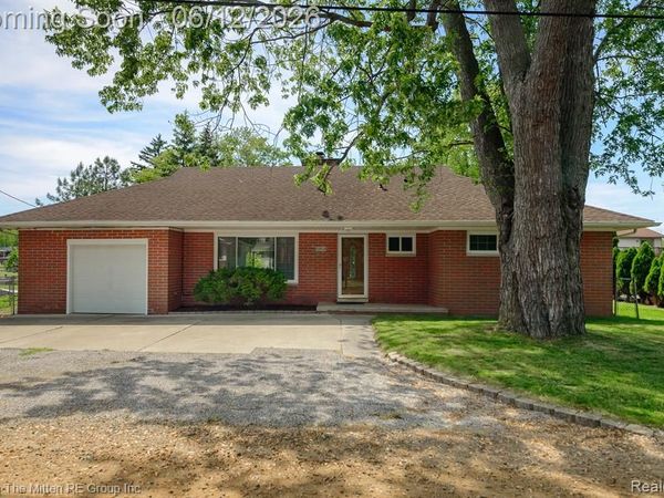 35382 Eldon Drive , Brownstown Twp, MI 48173
