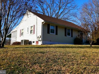 7236 PIMMIT COURT , FALLS CHURCH, VA 22043