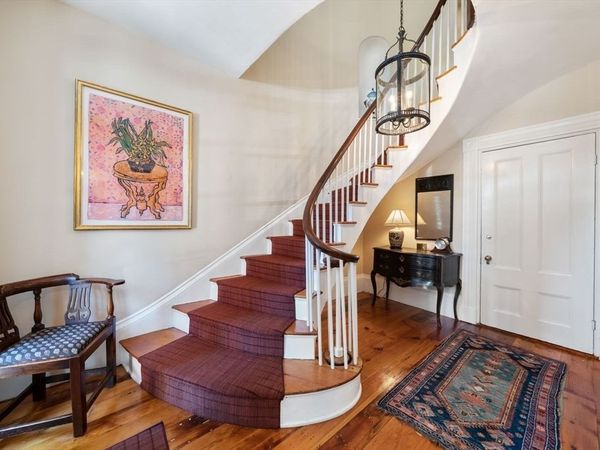 51 Chestnut Street, Boston, MA 02129