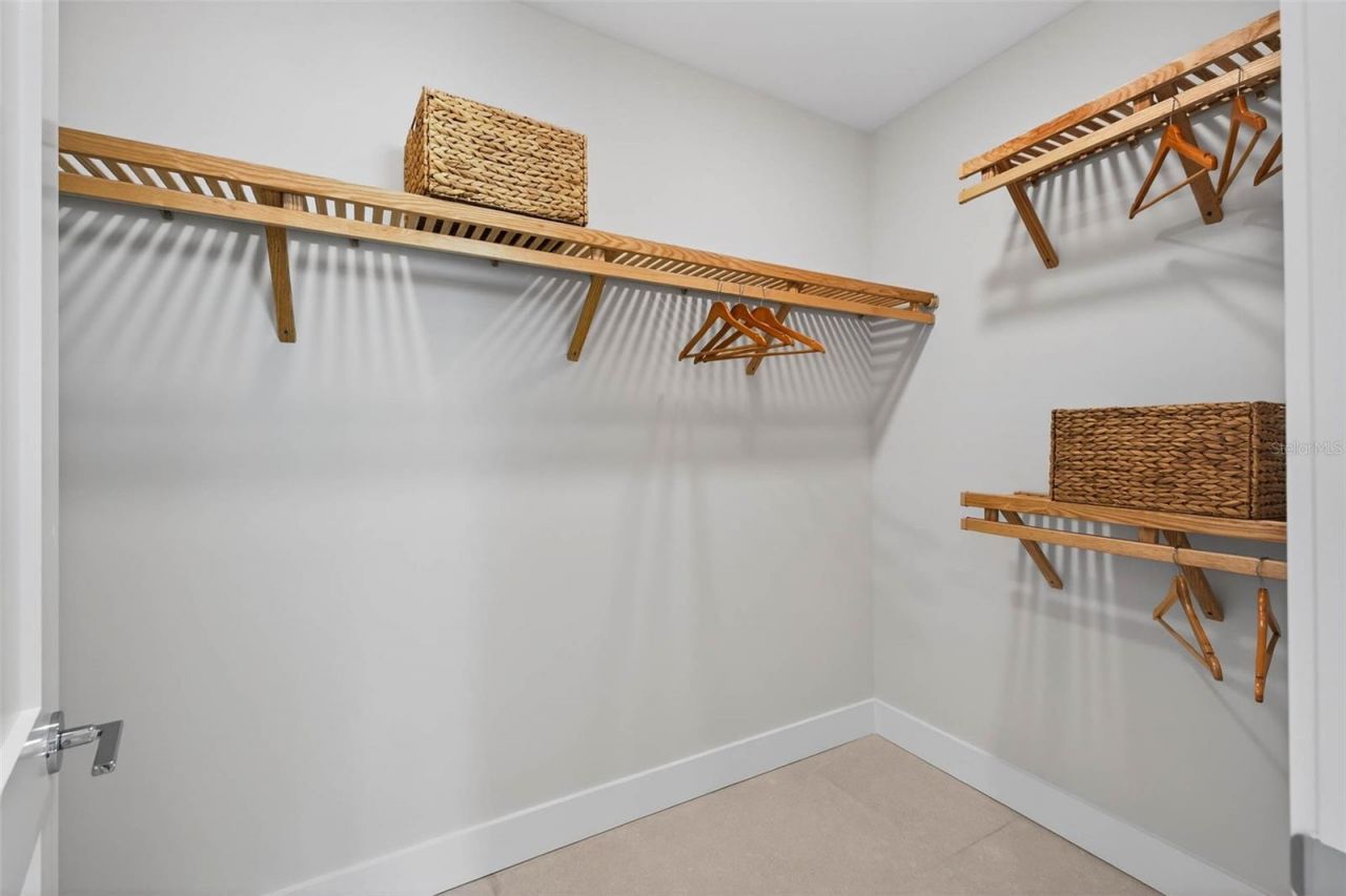 275 1st Ave S, Unit 2706, Saint Petersburg, FL 33701 Photo