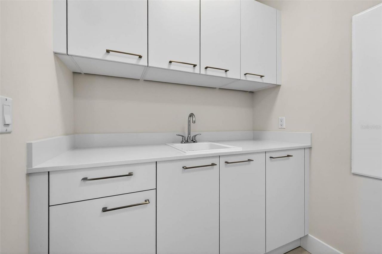 275 1st Ave S, Unit 2706, Saint Petersburg, FL 33701 Photo