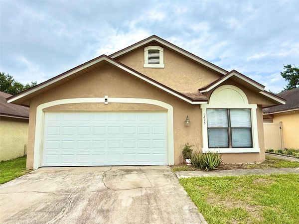 1215 CREEKBOTTOM CIRCLE , ORLANDO, FL 32825