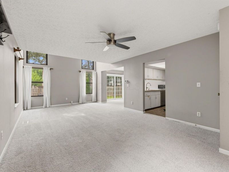 1811 Weather Stone Lane , Columbus, OH 43235 Photo 3